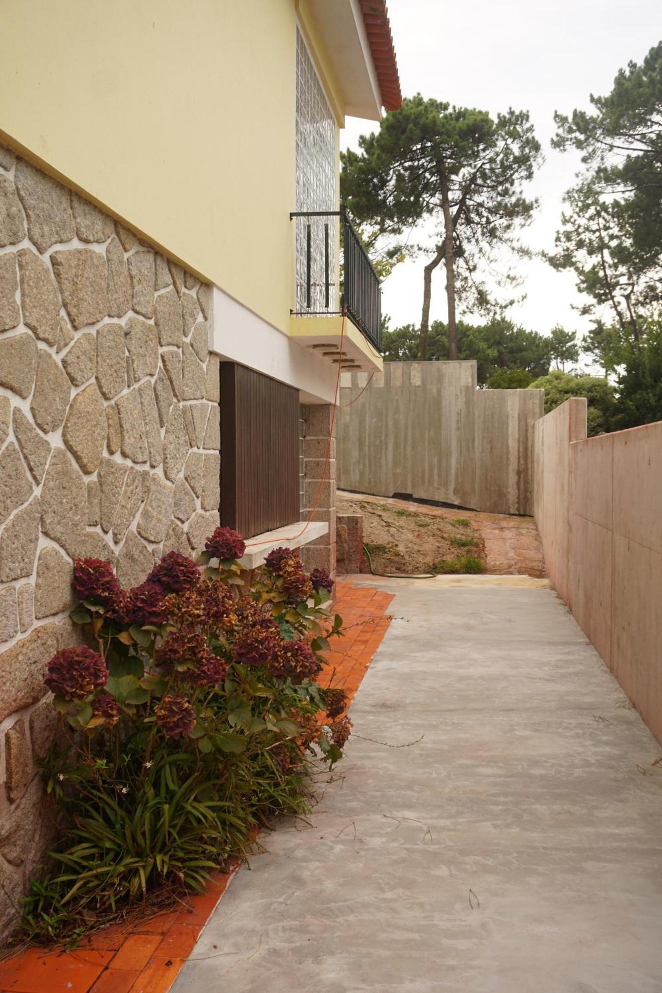 Regina Surf Houses - 2 Villas With Private Pool Viana do Castelo Exterior photo